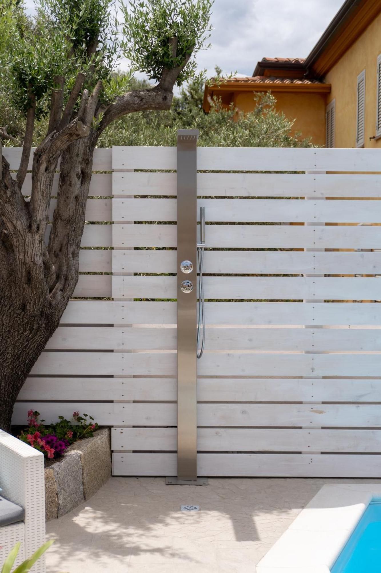 בודוני Dicciosu Guest House מראה חיצוני תמונה
